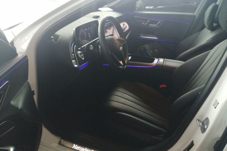 Used Mercedes-Benz E-Class New Energy 2024 E 350 e L Plug-in Hybrid Sedan