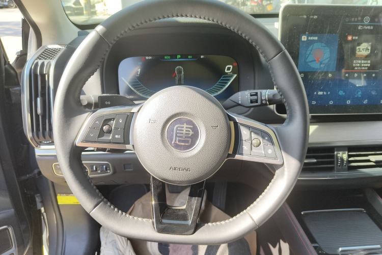 Used BYD Tang New Energy 2018 DM 2.0T All-Wheel Drive Smart Connect Elite 7-Seater China V Emission Standard
