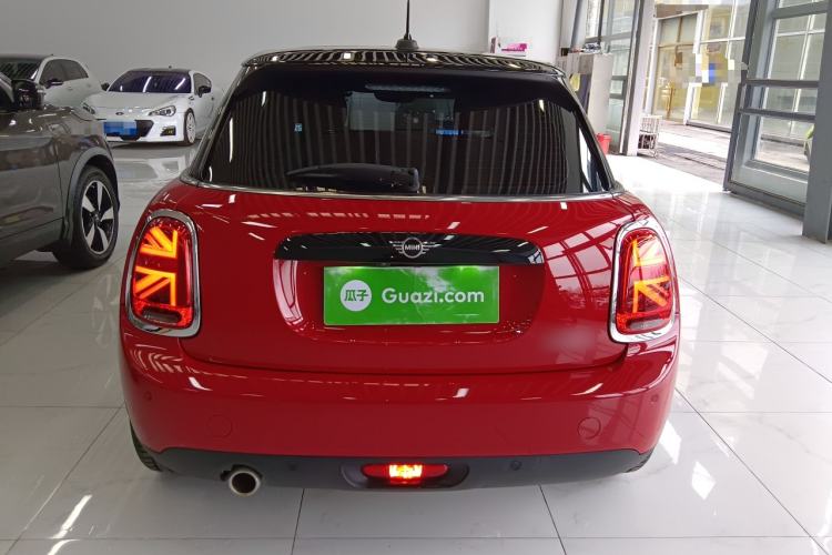 Used MINI MINI 2021 1.5T COOPER Classic Edition Five-Door Version
