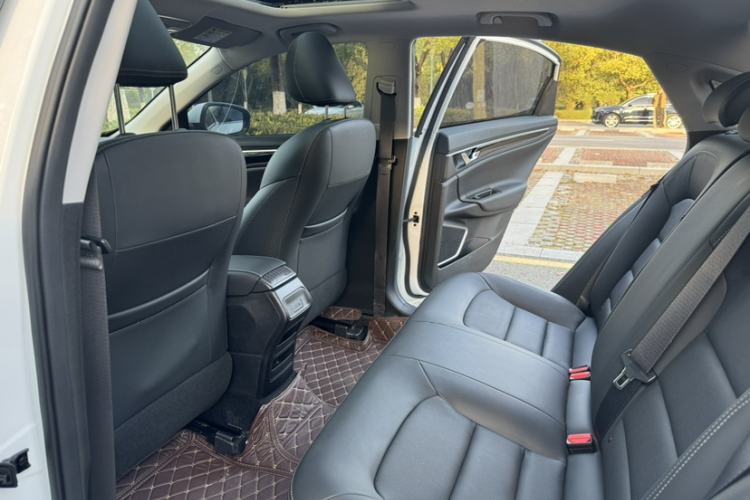 Used Geely Auto Emgrand GL 2020 1.4T CVT Luxury Model