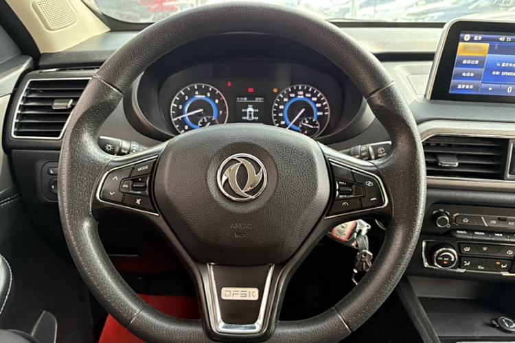 Used Dongfeng Fengon S560 2019 1.8L Manual Urban Model
