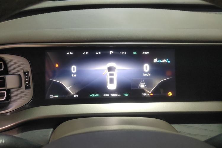 Used Denza D9 2022 DM-i 970 Four-Wheel Drive Prestige Model
