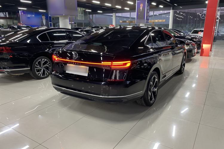 Used Volkswagen Passat 2025 Outstanding Model 330TSI Starry Elite Edition