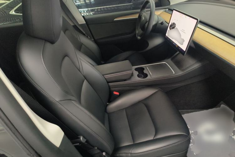 Used Tesla Model Y 2021 Standard Range Rear-Wheel Drive Version