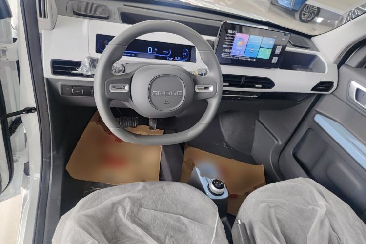 Used Geely Galaxy Panda 2024 Panda Mini 200km Endurance Bear