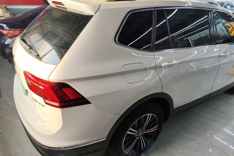 Used Volkswagen Tiguan L 2021 330TSI Automatic Two-Wheel Drive Smart Edition