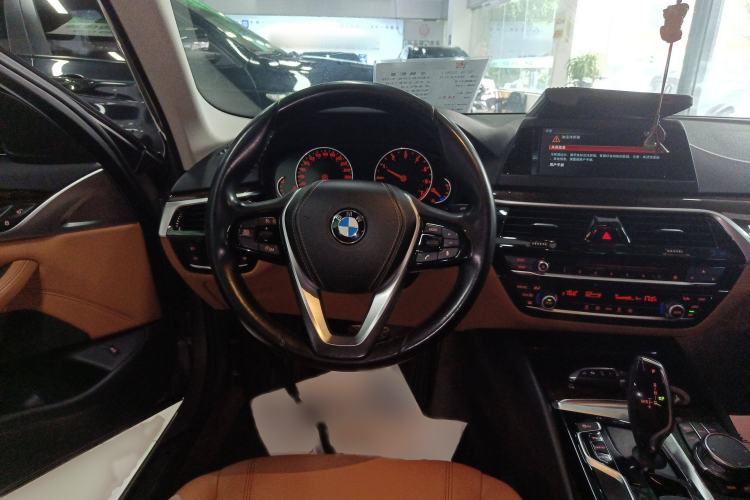 Used BMW 5 Series 2018 528Li Launch Special Edition
