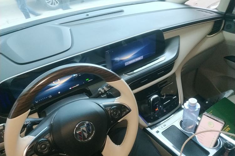 Used Buick GL8 2023 ES Lu Zun Comfort Model
