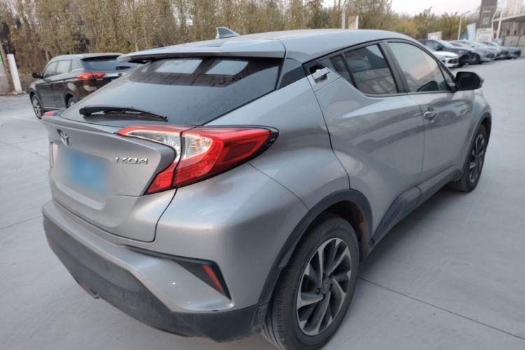 Used Toyota IZOA 2018 2.0L Yichi Edition China V Standard