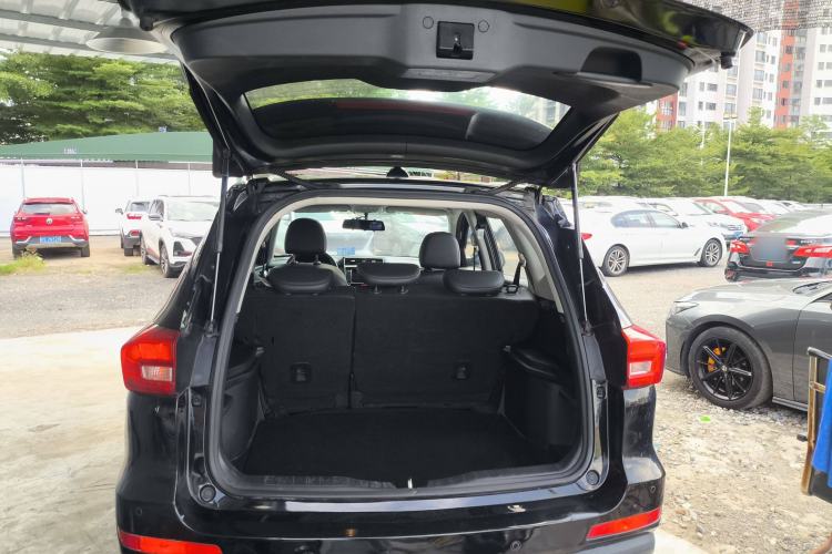 Used Haval M6 2019 1.5T DCT Two-Wheel Drive Value Edition China VI Standard
