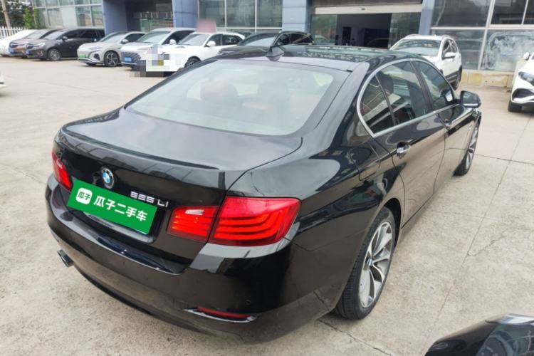 Used BMW 5 Series 2017 525Li Leading Model
