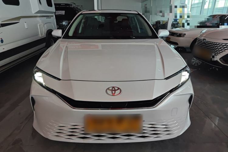 Used Toyota Camry 
