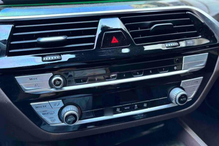 Used BMW 5 Series 2020 525Li M Sport Package
