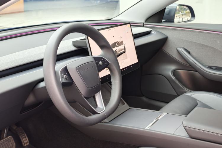 Used Tesla Model 3 2025 Rear-Wheel-Drive Version