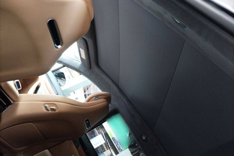 Used Hima Luxeed R7 2025 Extended-Range 251km Pro
