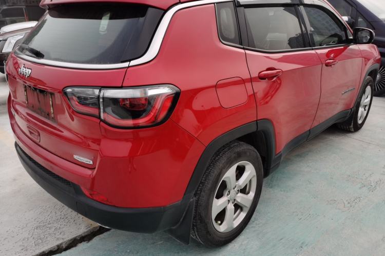 Used  Compass 2017 200T Automatic Family Edition
