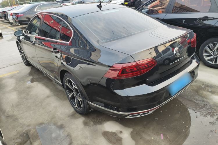 Used Volkswagen Magotan 2023 2 Million Units Limited Edition 330TSI DSG Leading Version