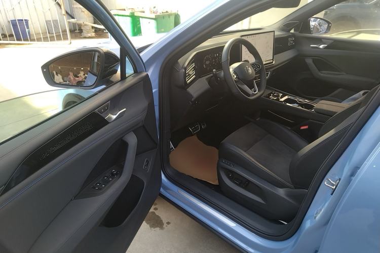 Used Volkswagen Tiguan L 
