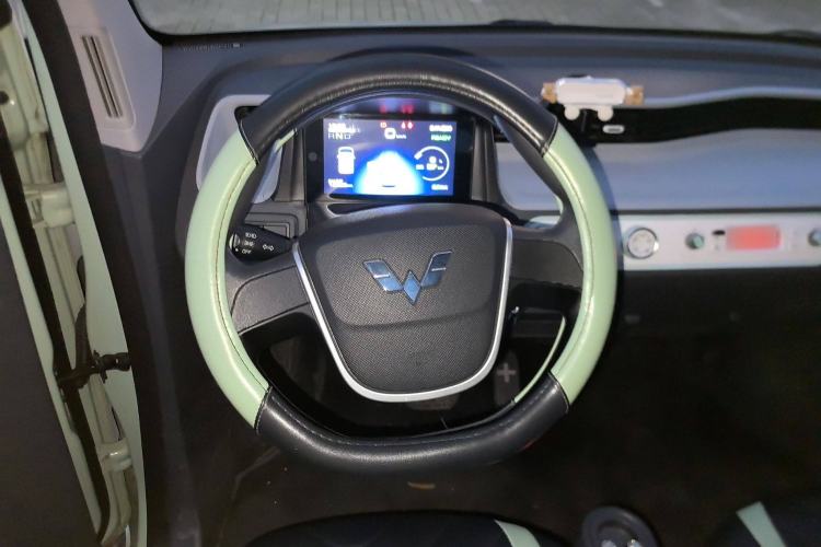 Used Wuling Hongguang MINIEV 2022 Macaron Premium Model – Lithium Ternary Battery