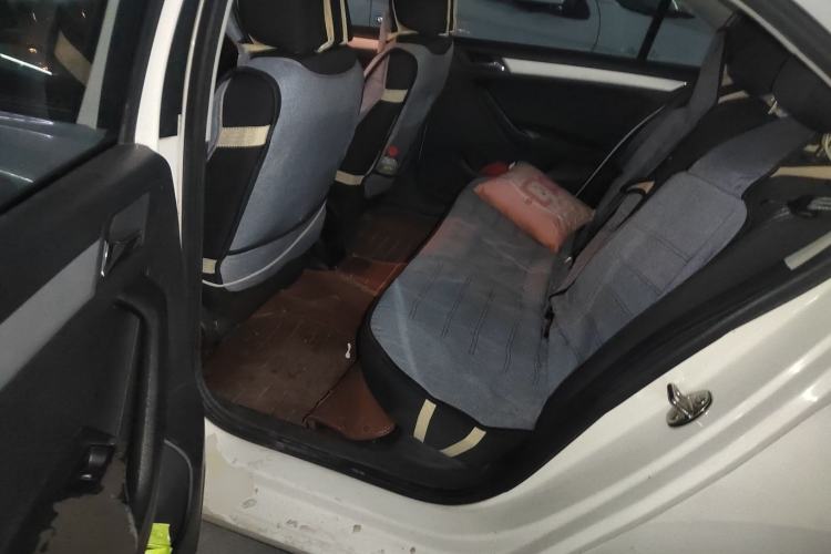 Used Volkswagen Jetta 2015 Zhuihui Edition 1.6L Manual Comfort Model
