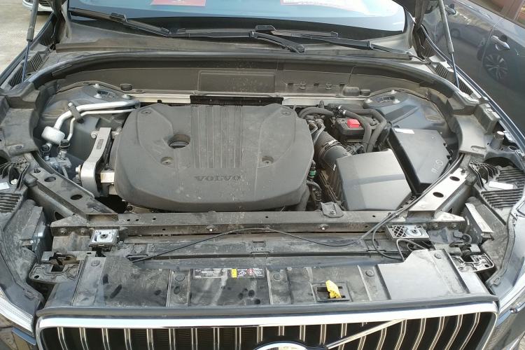 Used Volvo XC60 2023 B5 4x4 Smart Luxury Edition