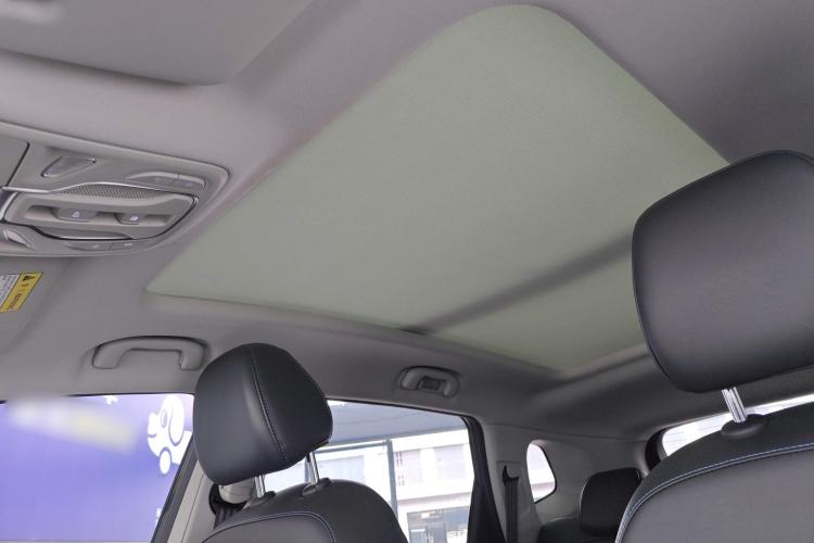 Used Roewe RX5 2023 PLUS 330TGI Automatic Trendsetting Smart Edition
