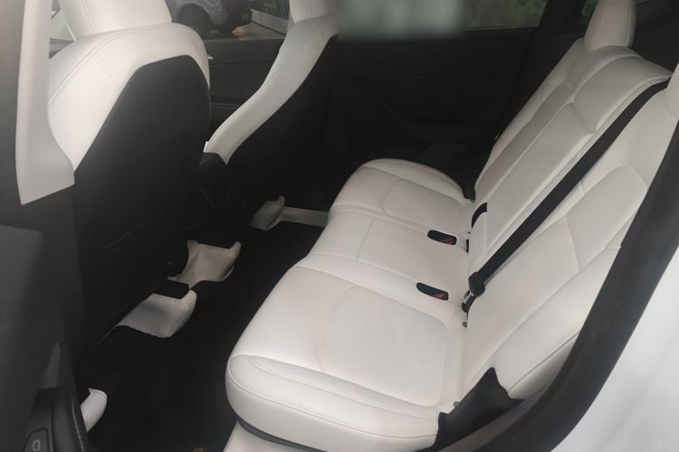 Used Tesla Model Y 2023 Long-Range All-Wheel-Drive Version