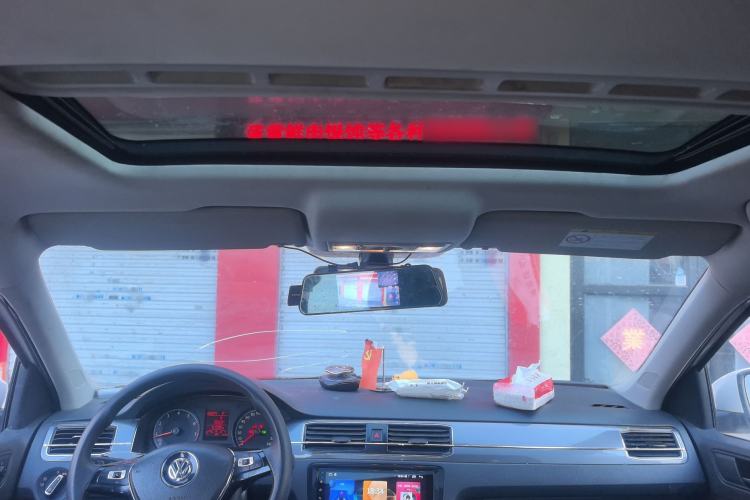 Used Volkswagen Santana 2016 1.6L Automatic Comfort Edition