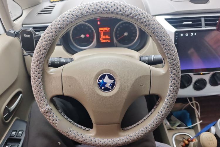 Used Venucia D50 2013 1.6L Manual Luxury Edition
