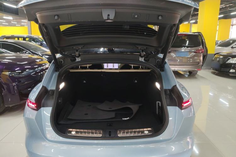 Used Nio ET5T 2025 75 kWh Touring
