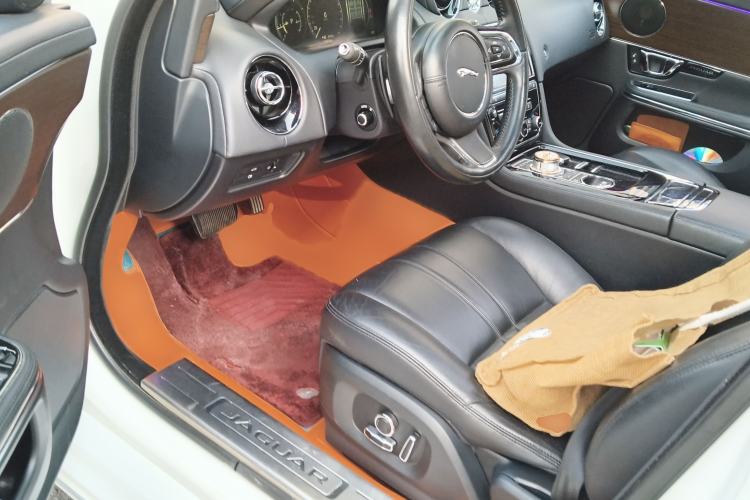 Used Jaguar XJ 2016 XJL 2.0T Two-Wheel-Drive Elegant Business Edition
