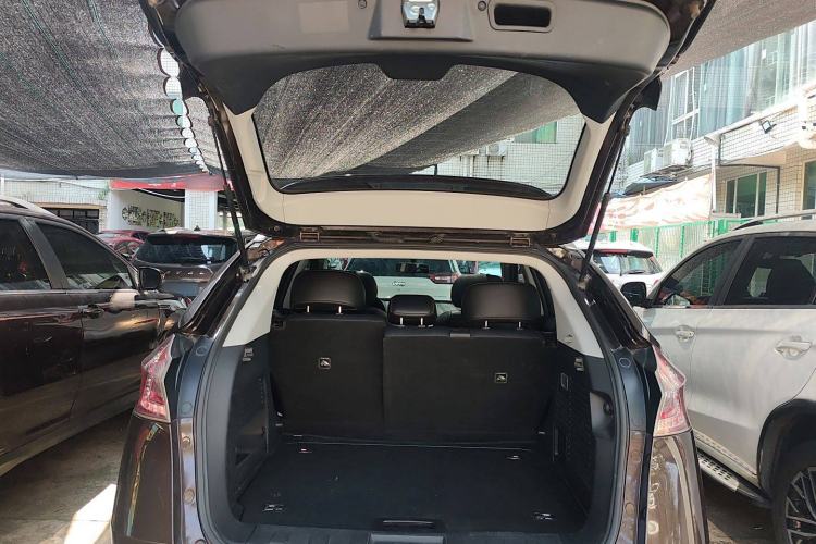 Used Luxgen U6 SUV 2014 1.8T Fashion Edition
