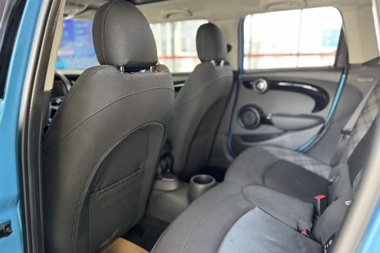 Used  MINI 2016 2.0T COOPER S Five-Door Edition
