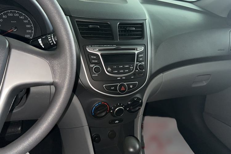 Used Hyundai Verna 2014 1.4L Automatic Smart GLS
