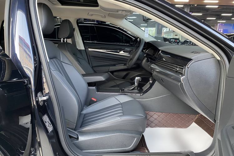 Used Volkswagen Passat 2023 280TSI Business Edition
