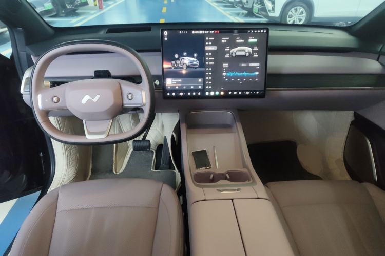 Used ONVO L60 2024 60 kWh All-Wheel Drive
