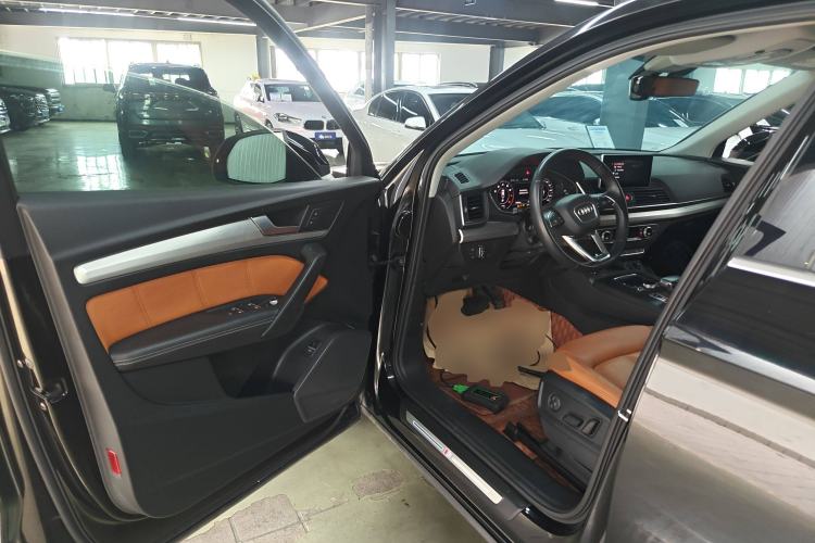 Used Audi Q5L 2020 Updated 40 TFSI Prestige Fashion Edition
