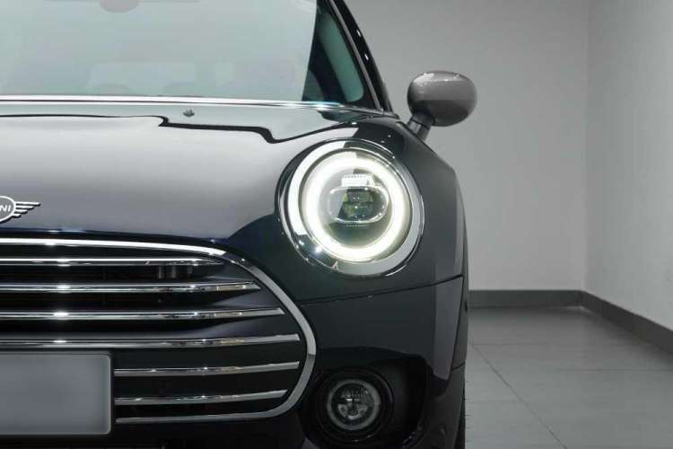 Used  Clubman 2023 1.5T COOPER Connoisseur
