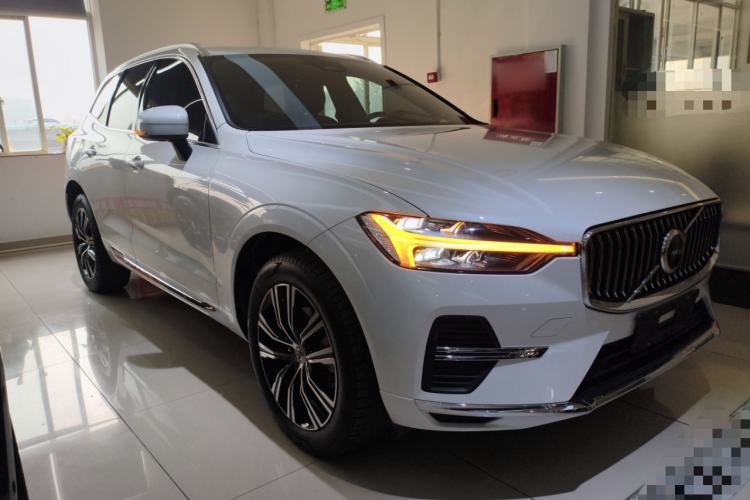 Used Volvo XC60 2022 B5 4x4 Smart Luxury Edition
