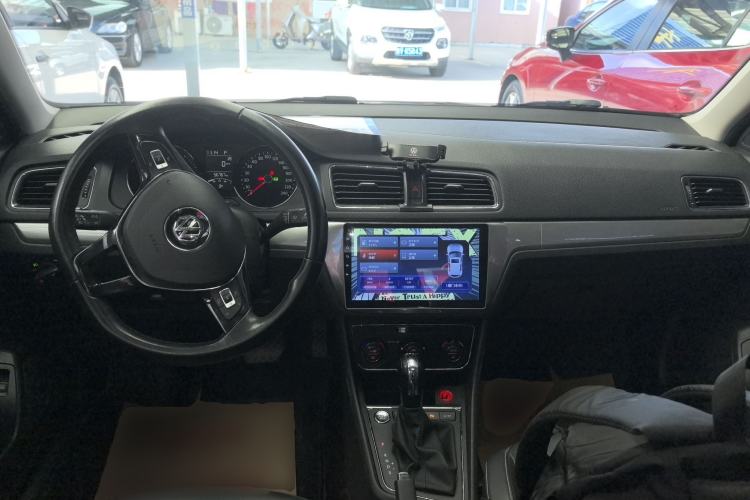 Used Volkswagen Lavida 2017 230TSI DSG Comfort Edition
