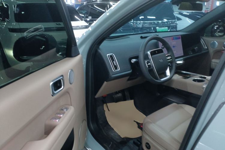 Used Li Auto L6 2025 Pro Smart Refresh Edition
