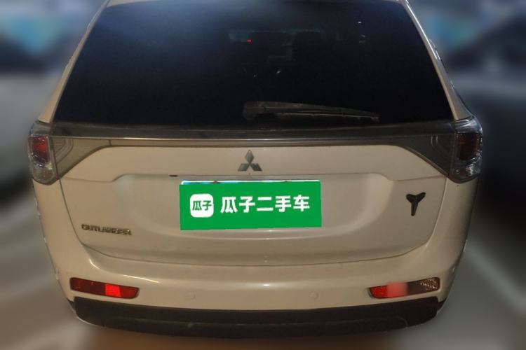 Used Mitsubishi Outlander 2013 2.4L 4x4 Luxury Navigation Edition 5 Seats
