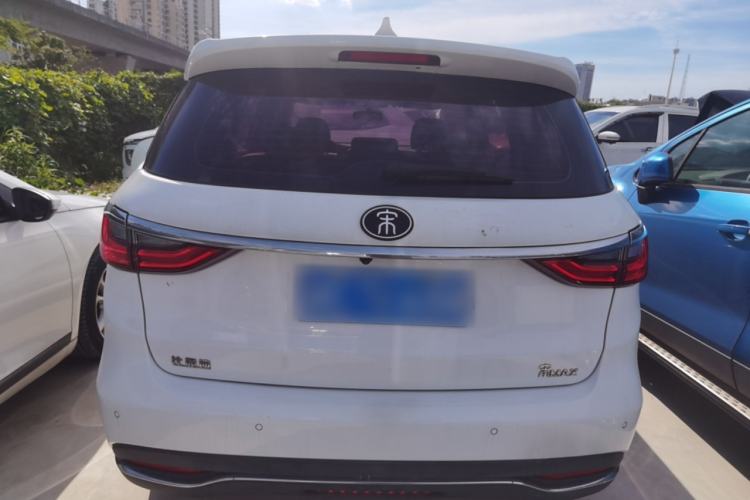 Used BYD Song MAX 2017 1.5T Automatic Smart Connect Luxury 7-Seater
