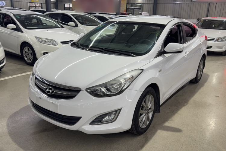Used Hyundai Elantra 2015 1.6L Automatic Fashion Model