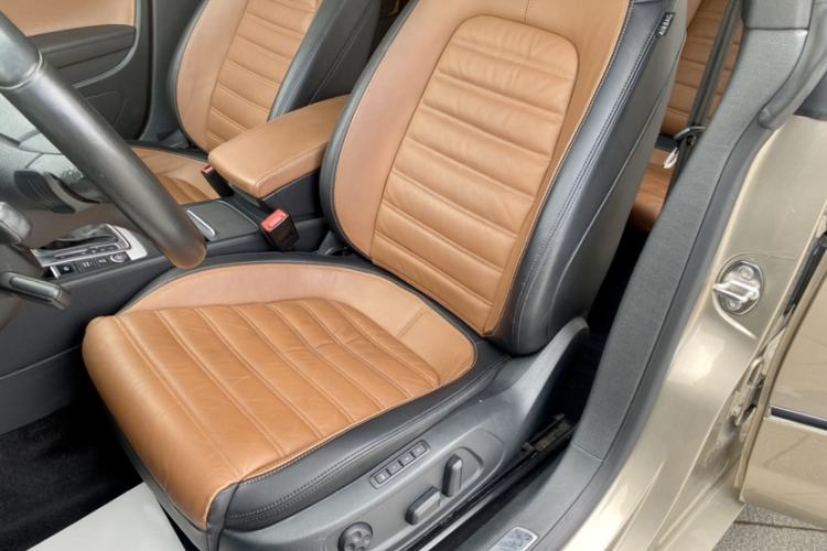 Used Volkswagen FAW-Volkswagen CC 2015 2.0 TSI Luxury Model