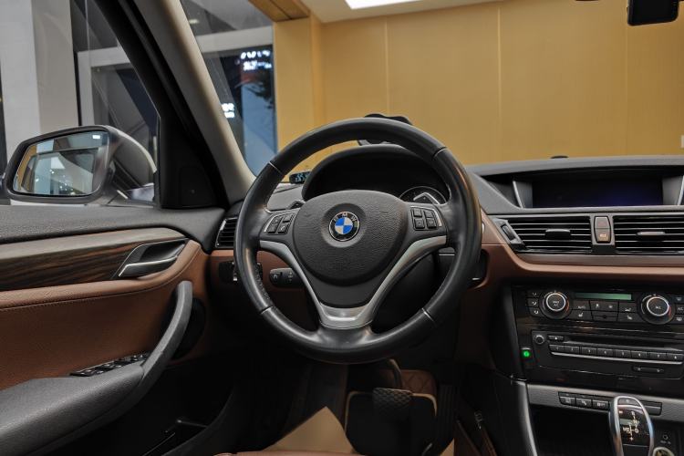 Used BMW X1 2014 xDrive20i X Design Package

