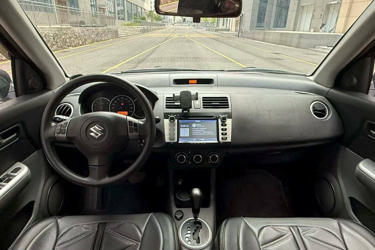 Used Suzuki Swift 2013 1.5L Automatic Standard Edition
