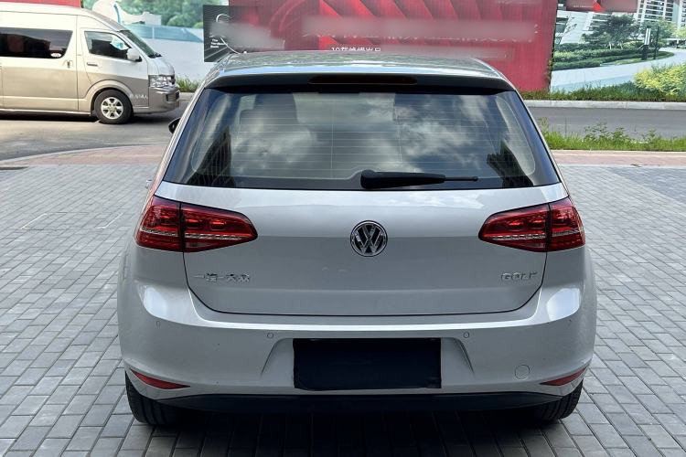 Used Volkswagen Golf 2014 1.6L Automatic Fashion Model
