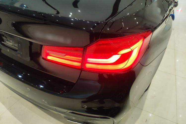 Used BMW 5 Series 2020 530Li Leading Model M Sport Package