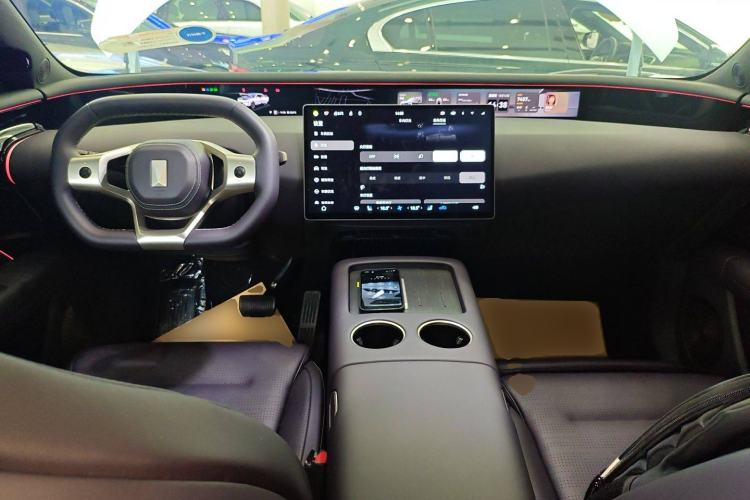 Used  07 2024 Pro+ All-Electric Version
